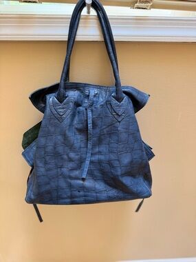 Let & Her Navy Croc Embossed Leather Tote Bag | Green Suede Interior